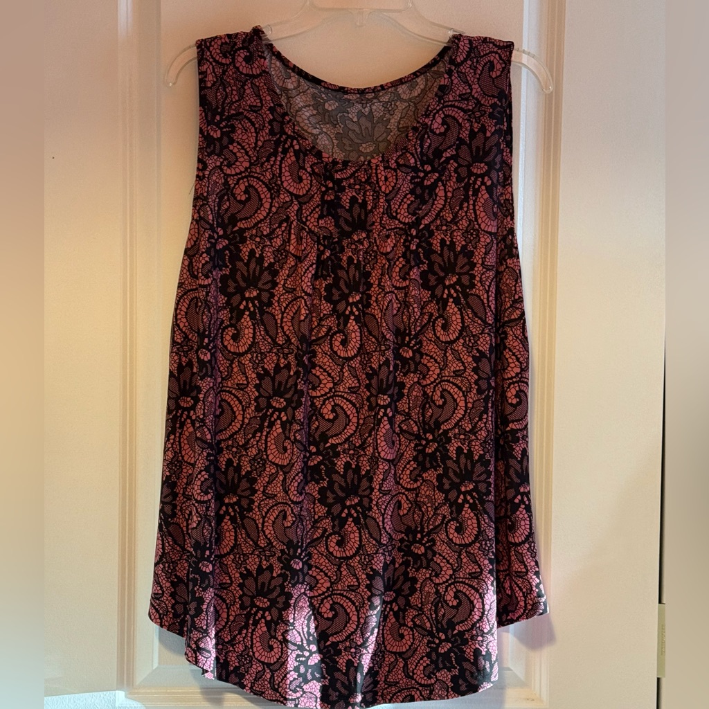 Amazon Black And Pink Floral Lace Blouse